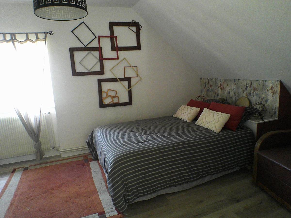 Le Clocooning Chambres D'Hotes Chez L'Habitant Billy  Exterior foto