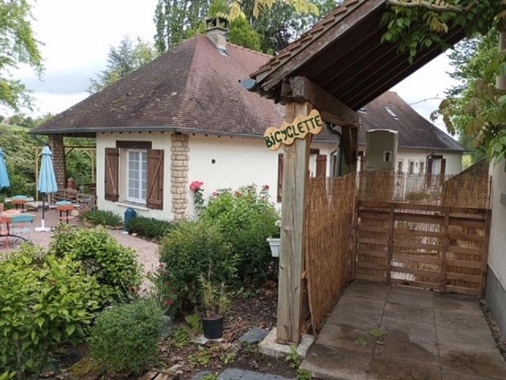 Le Clocooning Chambres D'Hotes Chez L'Habitant Billy  Exterior foto